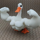 Estátua Muscle Duck 3D – O Detalhe Irreverente Que Arranca Sorrisos e Olhares